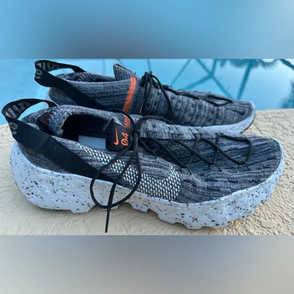 Nike Space Hippie 04 CZ6398-002 Iron Grey/Dust Black Running Shoes Size 13 VGC - Picture 2 of 14